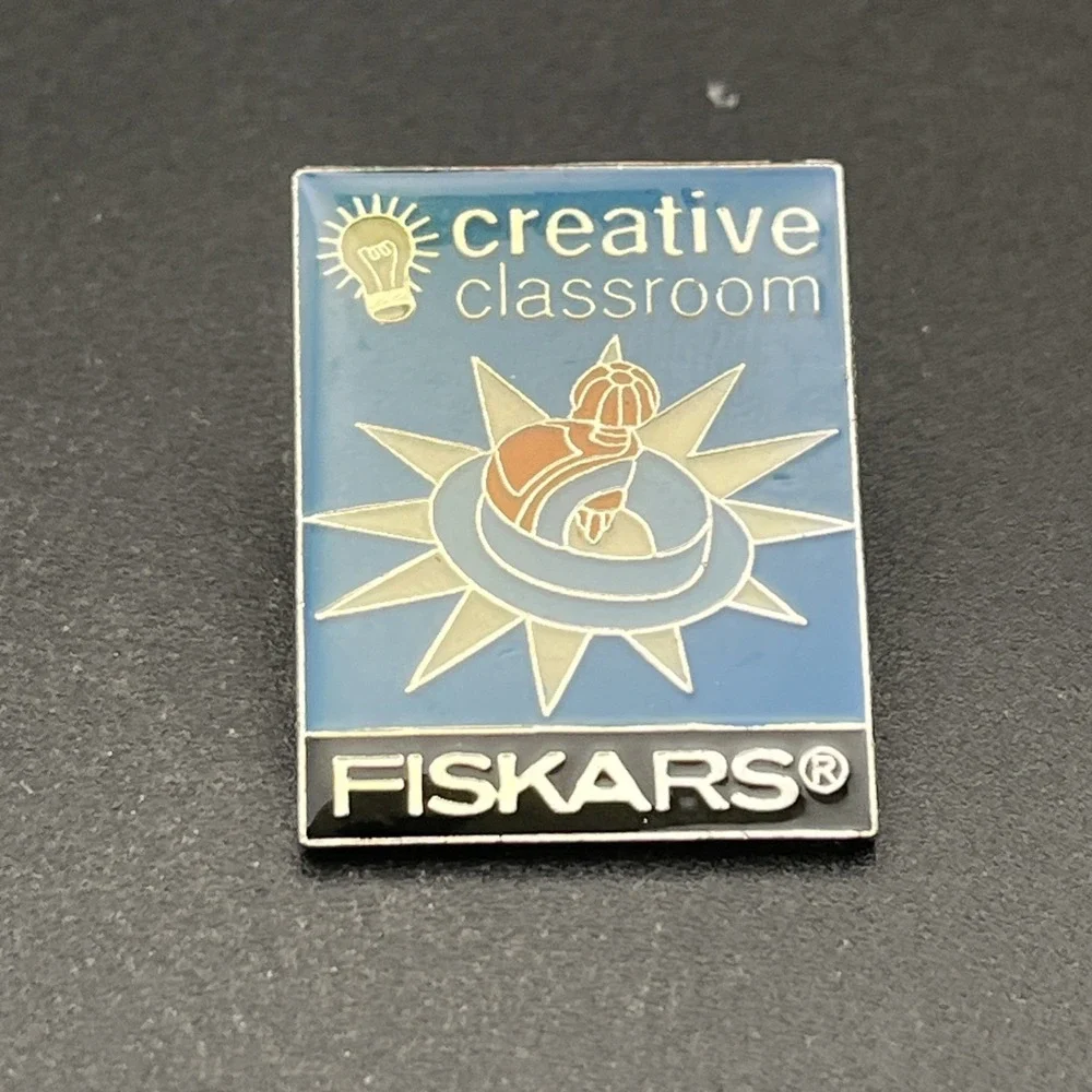 Fiskars Creative Classroom‎ Lapel Hat Pin
